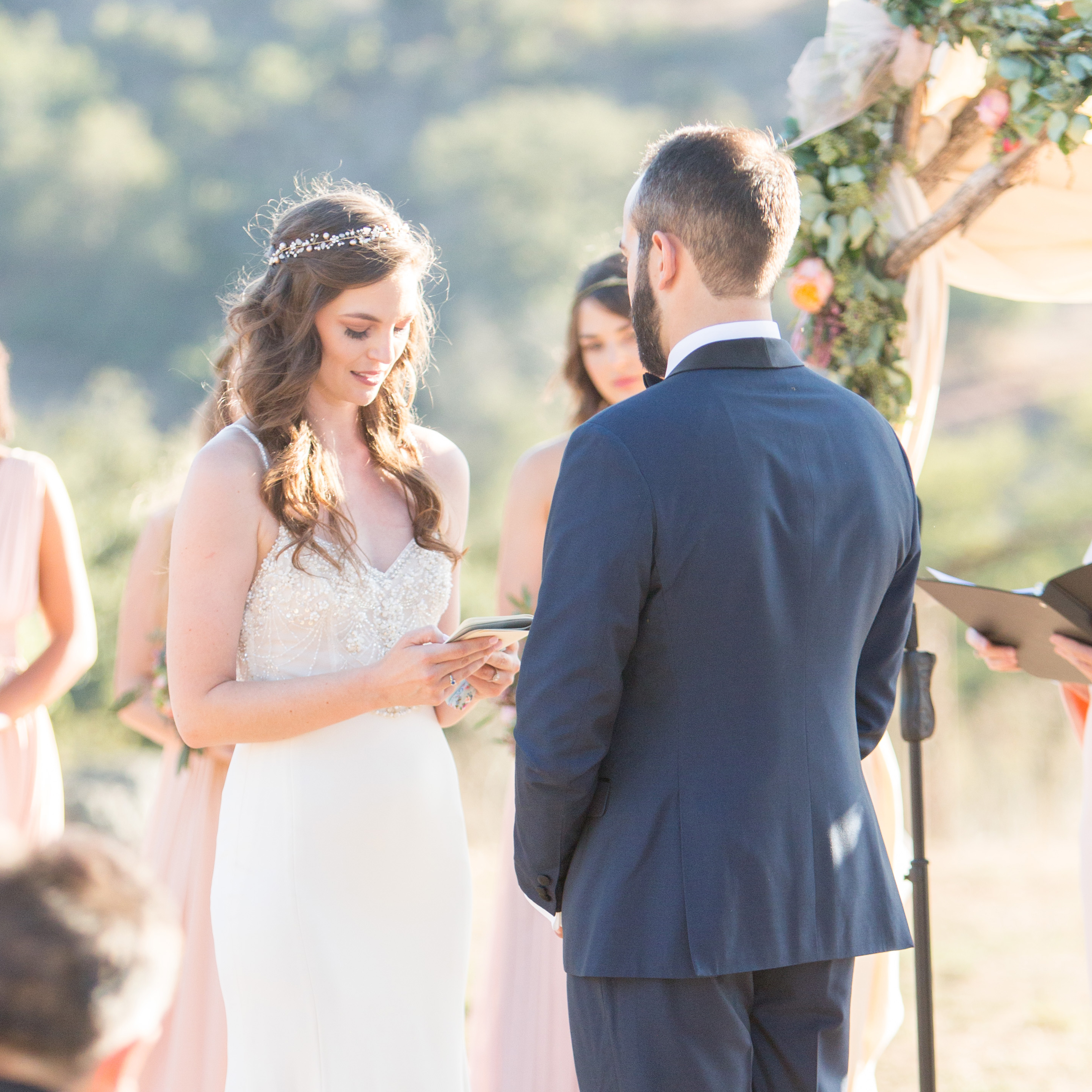 How To Shoot A Ceremony With the Sun Behind the Couple | For Photographers | Photography Tips & Tricks | Laura & Rachel Photography