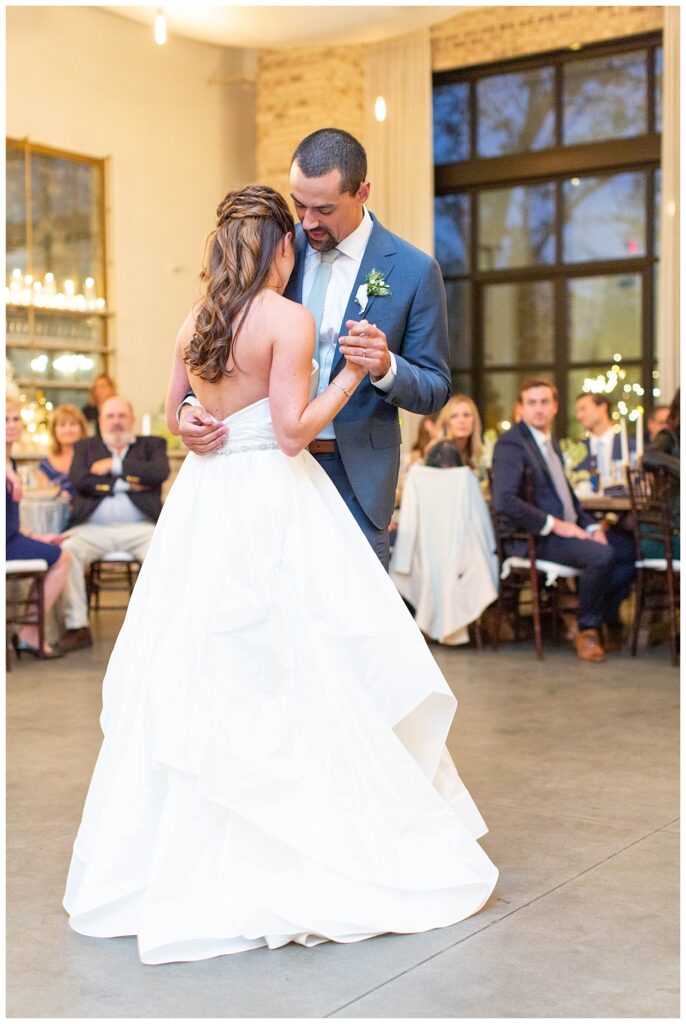 Wrightsville Manor Wedding | Wilmington Wedding Photographer | Featured on The Knot | Laura & Rachel Photography