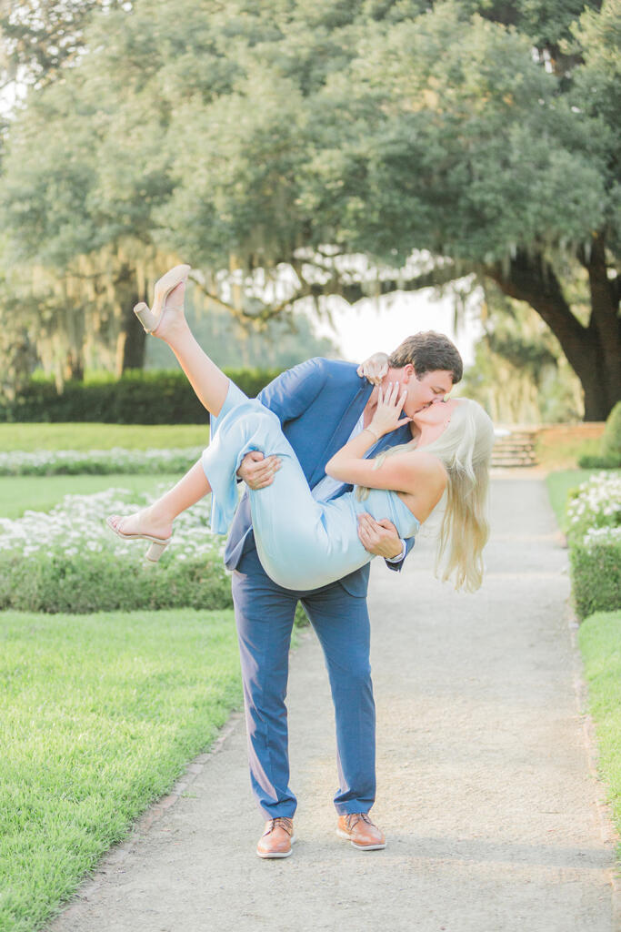 Charleston Proposal photographer, Magnolia Plantation Proposal photographer, Charleston Proposal Planners, Charleston engagement Photographers, Charleston wedding photographers, laura and rachel photography