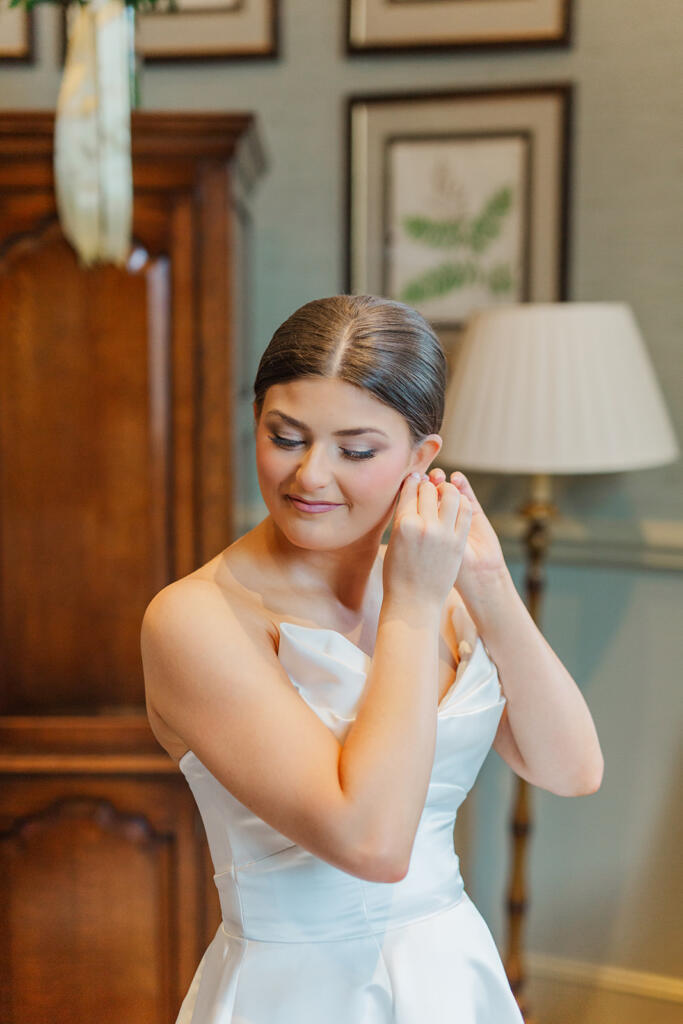 Charleston Wedding Photographer, Alabama wedding photographer, Huntsville wedding photographer, Bluffton wedding photographer, The Ledges country club wedding photographer, Charleston luxury wedding photographer, Charleston black tie wedding, destination wedding photographer, film wedding photographer, hybrid wedding photographer, country club wedding, golf course wedding, rainy day wedding, Laura and Rachel Photography