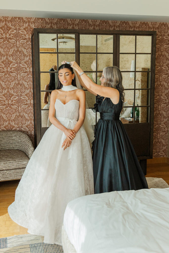 Charleston Wedding Photographer, Austin wedding photographer, The Austin Proper Hotel wedding photographer, Charleston luxury wedding photographer, Charleston black tie wedding, destination wedding photographer, big city wedding, Laura and Rachel Photography, black tie wedding, Austin proper hotel wedding, ballroom wedding, Austin Texas wedding, hotel wedding