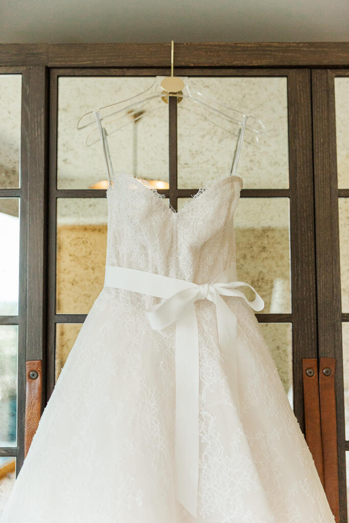 Charleston Wedding Photographer, Austin wedding photographer, The Austin Proper Hotel wedding photographer, Charleston luxury wedding photographer, Charleston black tie wedding, destination wedding photographer, big city wedding, Laura and Rachel Photography, black tie wedding, Austin proper hotel wedding, ballroom wedding, Austin Texas wedding, hotel wedding