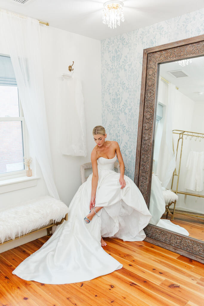 Charleston Wedding Photographer, Middleton place wedding photographer, Charleston wedding, Charleston luxury wedding photographer, Charleston black tie wedding, Laura and Rachel Photography, outdoor wedding, Charleston photographers, Charleston proposal photographers, photographers Charleston sc, Charleston sc photographers, Charleston wedding photographers, proposal photographer Charleston sc, Charleston wedding photographer, Charleston proposal photographer, SLP Events, Rachael Kirkconnell, Season 25 of The Bachelor, black and white wedding,