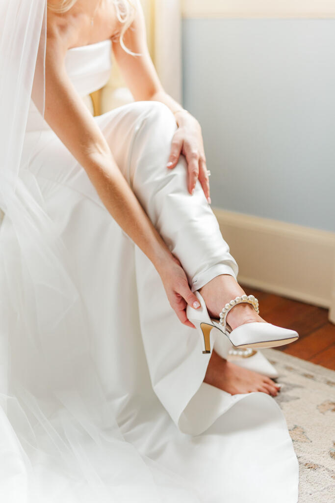 Charleston Wedding Photographer, Legare Waring House wedding photographer, Charleston plantation wedding, Charleston Towne Landing wedding photographer, Charleston luxury wedding photographer, Charleston black tie wedding, Laura and Rachel Photography, outdoor wedding, Charleston wedding, Charleston photographers, Charleston proposal photographers, photographers Charleston sc, Charleston sc photographers, proposal photographer Charleston sc, Charleston wedding photographer, Charleston proposal photographer, YOJ Events,