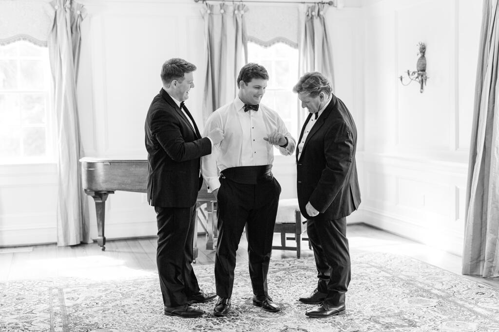 Charleston Wedding Photographer, Legare Waring House wedding photographer, Charleston plantation wedding, Charleston Towne Landing wedding photographer, Charleston luxury wedding photographer, Charleston black tie wedding, Laura and Rachel Photography, outdoor wedding, Charleston wedding, Charleston photographers, Charleston proposal photographers, photographers Charleston sc, Charleston sc photographers, proposal photographer Charleston sc, Charleston wedding photographer, Charleston proposal photographer, YOJ Events,