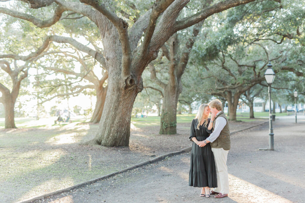 Best Charleston Family Portrait Locations (Local Photographer Guide)
Where to Take Family Photos in Charleston, SC
Kid-Friendly Family Photo Locations in Charleston
Laura and Rachel Photography
