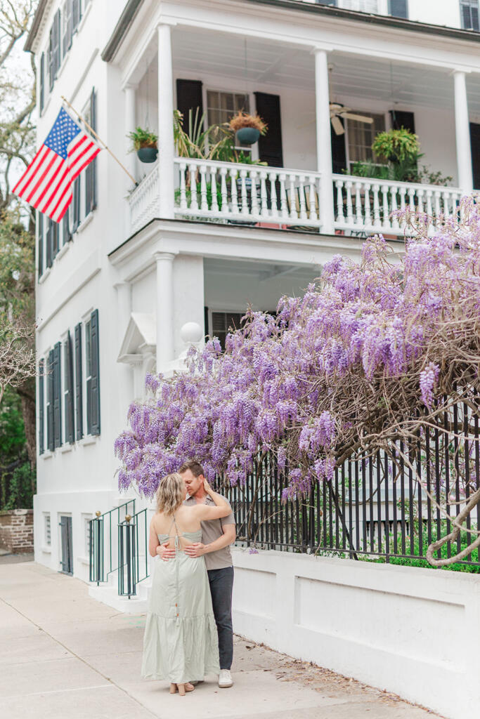 Best Charleston Family Portrait Locations (Local Photographer Guide) Where to Take Family Photos in Charleston, SC Kid-Friendly Family Photo Locations in Charleston Laura and Rachel Photography